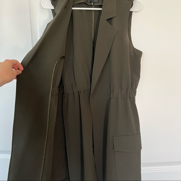 COPY - MOVING SALE! Dynamite vest duster army green - Picture 3 of 7